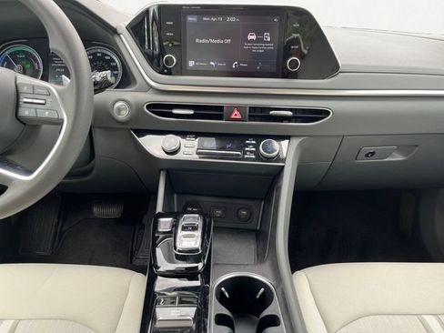 Certified 2023 Hyundai Sonata Blue FWD image 13