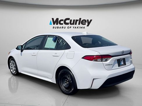 Used 2023 Toyota Corolla LE FWD image 7