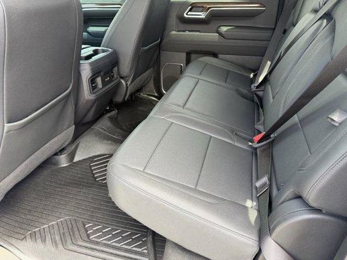 Used 2023 Chevrolet Silverado 1500 LT Trail Boss w/ LT Trail Boss Premium Package AWD/4WD image 16