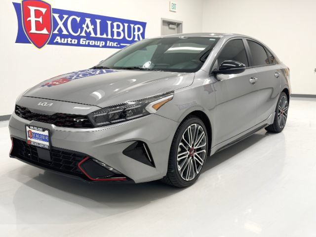 Used 2022 Kia Forte GT w/ GT Technology Package FWD image 5