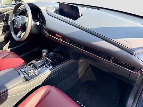 Certified 2024 MAZDA CX-30 AWD 2.5 S w/ Preferred Package image 32