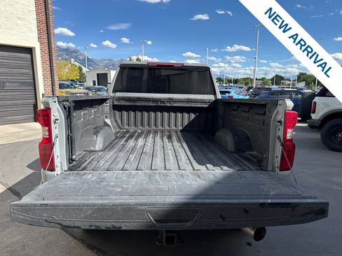 Used 2025 Chevrolet Silverado 2500 Custom w/ Custom Value Package AWD/4WD image 13