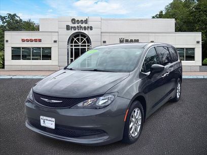 Certified 2023 Chrysler Voyager LX