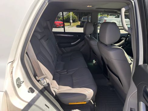 Used 2008 Toyota 4Runner Limited AWD/4WD image 20