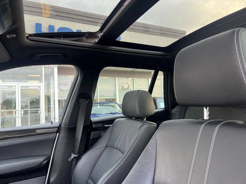Used 2016 BMW X3 xDrive28i AWD/4WD image 16