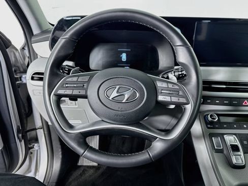 Used 2025 Hyundai Palisade SEL FWD image 12