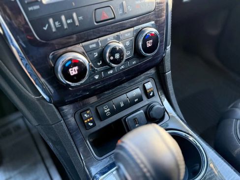 Used 2017 Buick Enclave Leather image 22