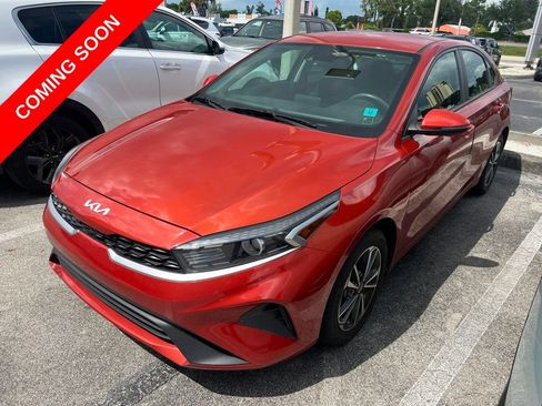 Certified 2024 Kia Forte LXS w/ LXS Technology Package FWD image 1