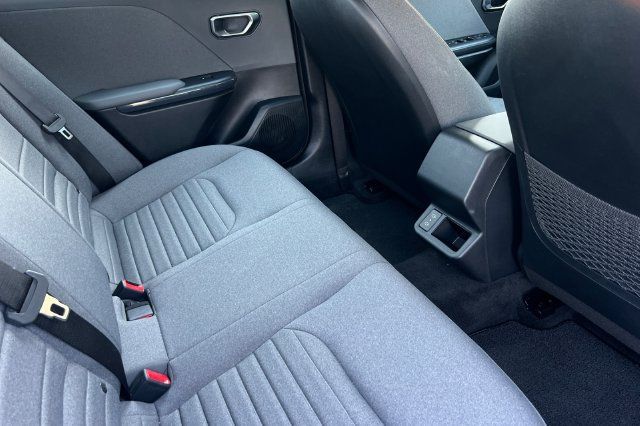 Used 2025 Kia K4 EX FWD image 17