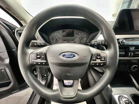 Used 2022 Ford Escape SE image 11