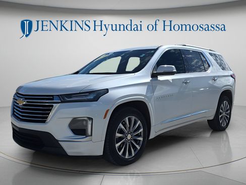 Used 2022 Chevrolet Traverse Premier AWD/4WD image 5