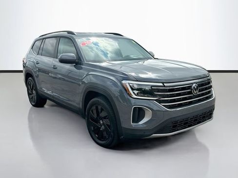 Used 2026 Volkswagen Atlas SE AWD/4WD image 3
