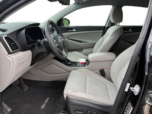 Used 2021 Hyundai Tucson SEL FWD image 11