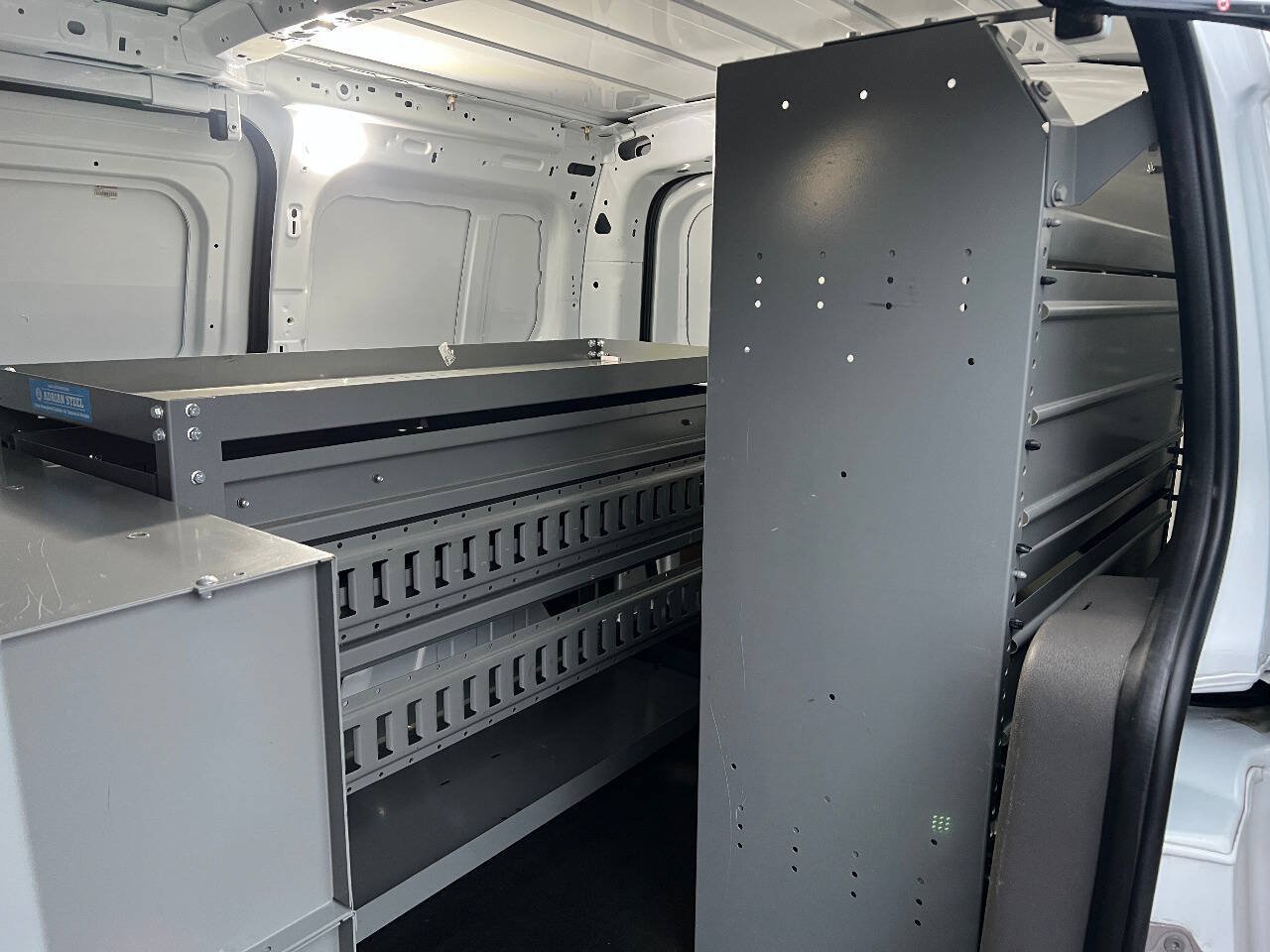 Used 2020 Ford Transit Connect XL FWD image 25