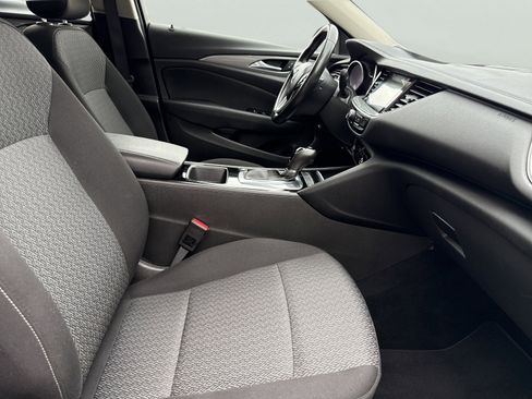 Used 2018 Buick Regal Preferred w/ Sights and Sounds Package image 23