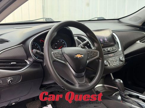 Used 2019 Chevrolet Malibu LT w/ Driver Confidence Package II FWD image 10