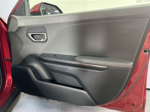 Used 2025 Kia K4 FWD image 30