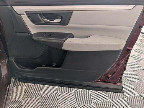 Used 2017 Honda CR-V LX image 28