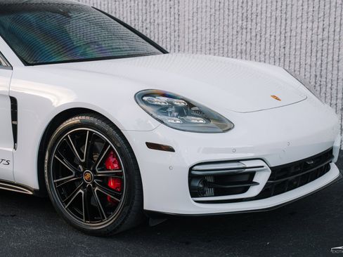 Used 2021 Porsche Panamera GTS AWD/4WD image 10