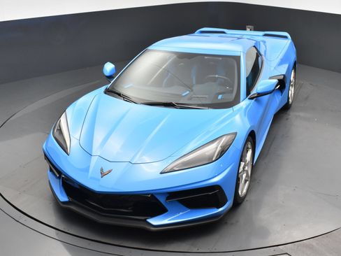 Used 2022 Chevrolet Corvette Stingray Premium Conv w/ Z51 Performance Package RWD image 23