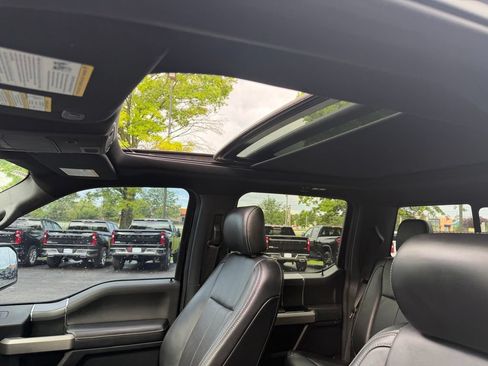 Used 2020 Ford F150 Lariat w/ Equipment Group 502A Luxury AWD/4WD image 6