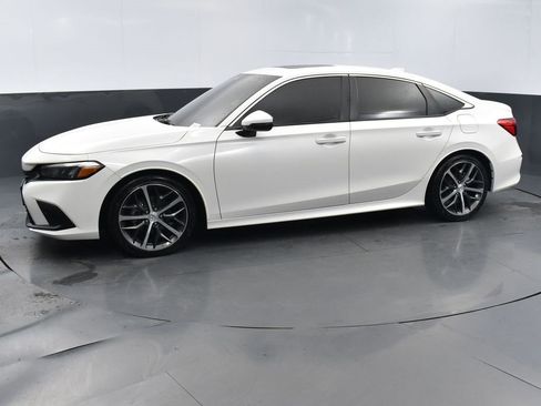 Used 2024 Honda Civic Touring image 18