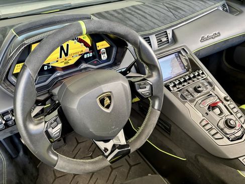 Used 2016 Lamborghini Aventador LP 750-4 Superveloce image 17