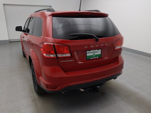 Used 2019 Dodge Journey SE w/ Blacktop Package FWD image 6