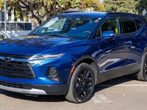 Used 2022 Chevrolet Blazer LT image 3