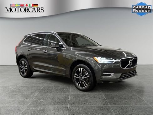 Used 2019 Volvo XC60 T8 Momentum w/ Premium Package image 1