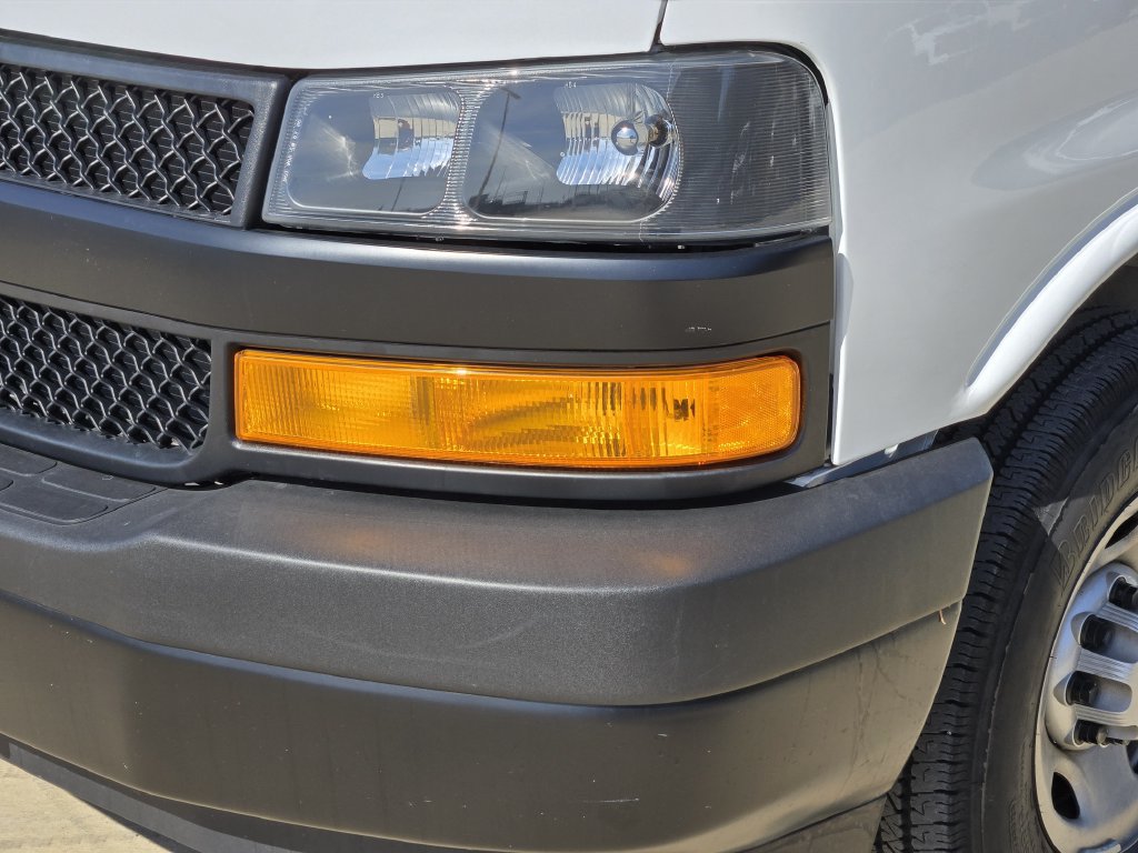 Used 2025 Chevrolet Express 2500 Extended w/ Driver Convenience Package RWD image 9