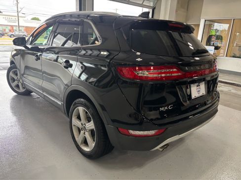 Used 2017 Lincoln MKC Premiere FWD image 4