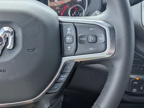 Used 2025 RAM 2500 Big Horn AWD/4WD image 20