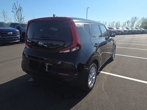 Used 2020 Kia Soul S FWD image 8
