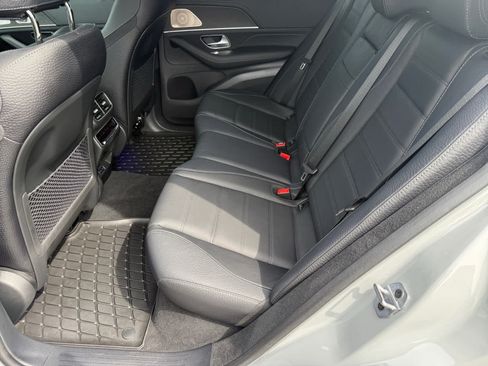 Used 2024 Mercedes-Benz GLE 580 4MATIC image 11