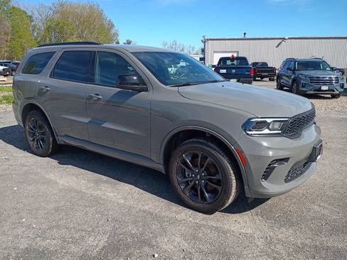 Used 2026 Dodge Durango GT w/ Blacktop Package AWD/4WD image 3