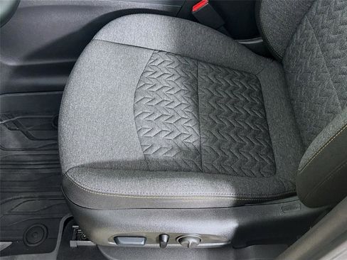 Used 2024 Chevrolet Equinox LT image 19