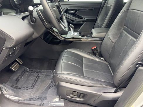 Used 2023 Land Rover Range Rover Evoque R-Dynamic S image 27