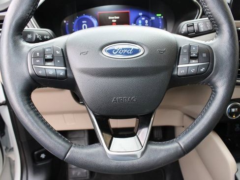 Used 2020 Ford Escape Titanium w/ Titanium Premium Package 2.0 image 12