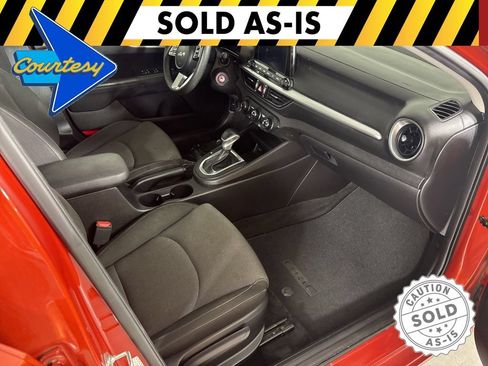 Used 2022 Kia Forte LXS FWD image 16