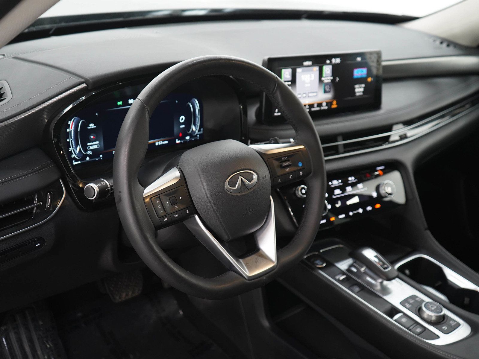 Used 2025 INFINITI QX60 Luxe AWD/4WD image 22