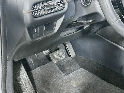 Used 2024 Honda HR-V Sport image 16