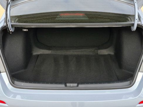 Used 2024 Honda Civic Sport image 10