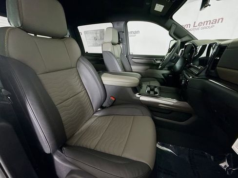 New 2026 Chevrolet Silverado 2500 ZR2 AWD/4WD image 30