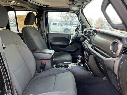 Used 2020 Jeep Wrangler Unlimited Sport S image 27
