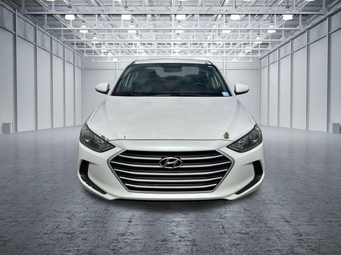 Used 2018 Hyundai Elantra SEL FWD image 2