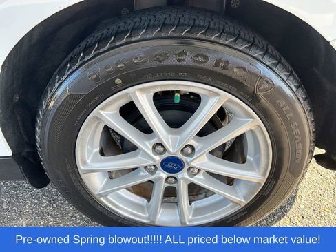 Used 2018 Ford Focus SE FWD image 13