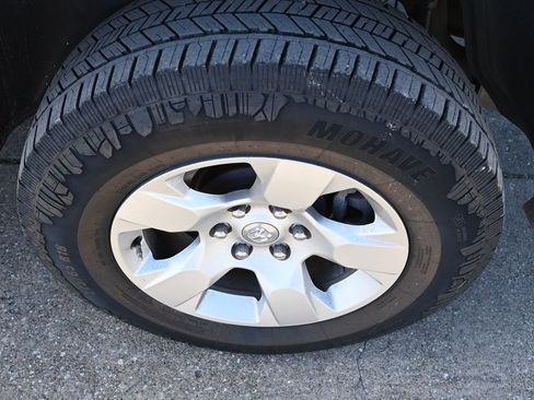 Used 2025 RAM 1500 Big Horn AWD/4WD image 6