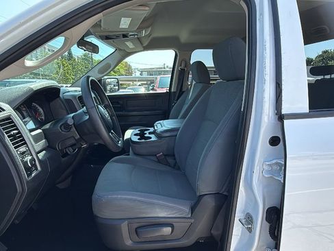 Used 2018 RAM 1500 Express w/ Express Value Package image 23