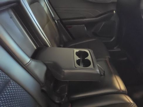 Used 2025 Ford Escape ST-Line Select AWD/4WD image 19